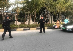 交通事故堵交通，特保積極來疏通 --惠南市容快速協(xié)助處理交通事故